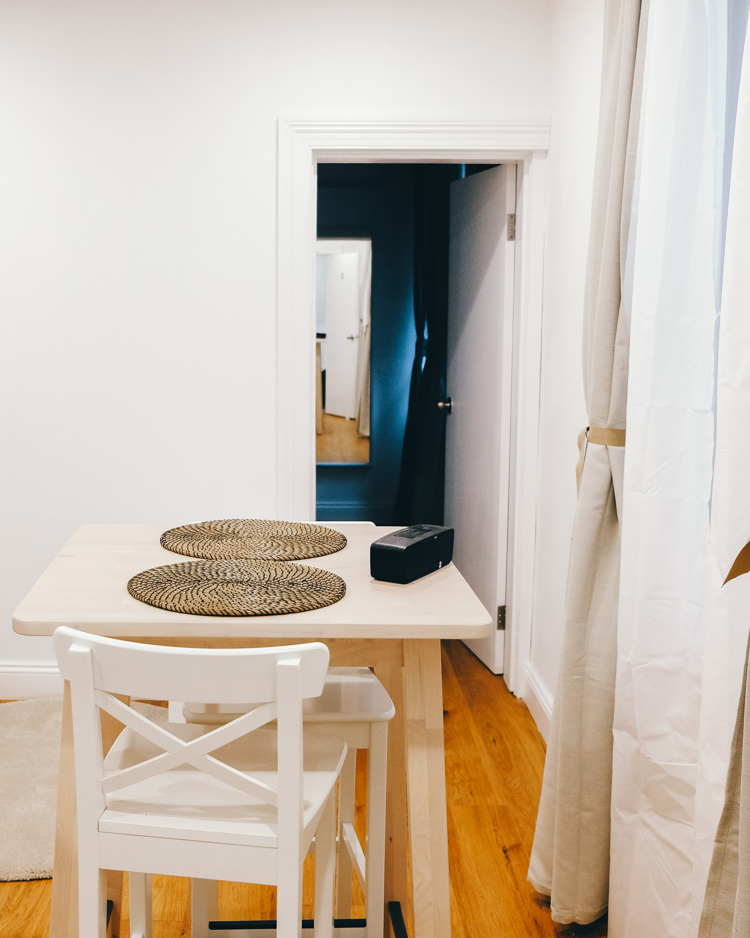 Suite 3 - Executive's Den